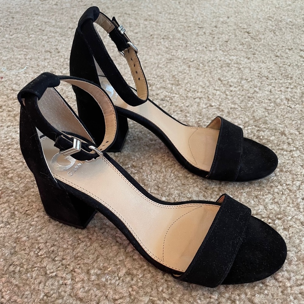 Gianni Bini black suede heels